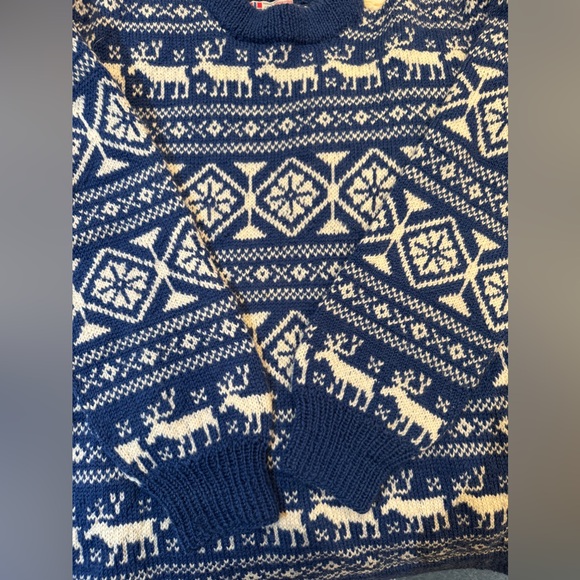 Vintage 60s Norwegian 100% Wool Hand Knitted Sweater - Picture 4 of 5